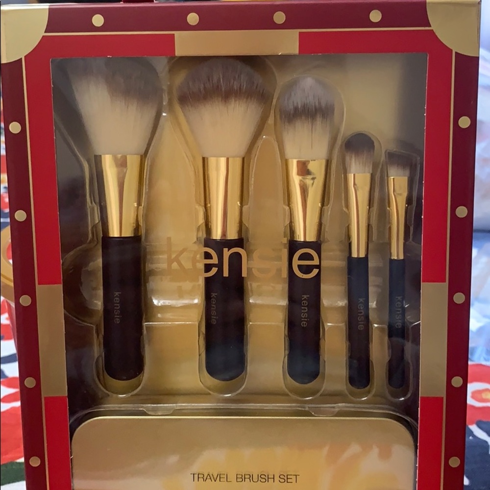 🎀 Kensie  Travel Brush Set 🎀